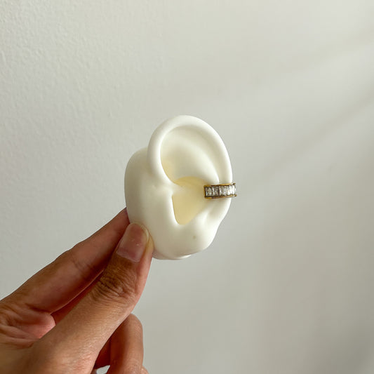 Baguette Earcuff