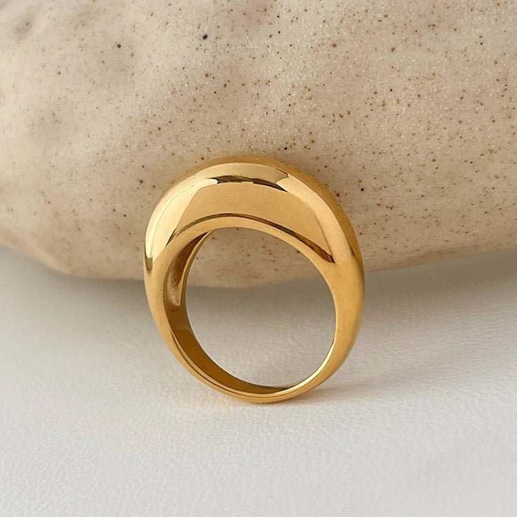 Selene Ring