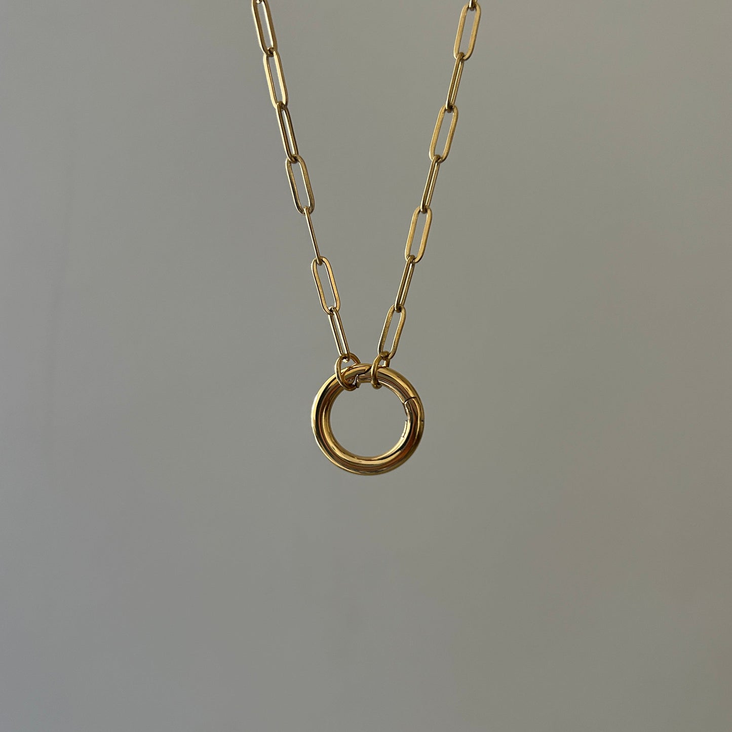 Round Carabiner Chain