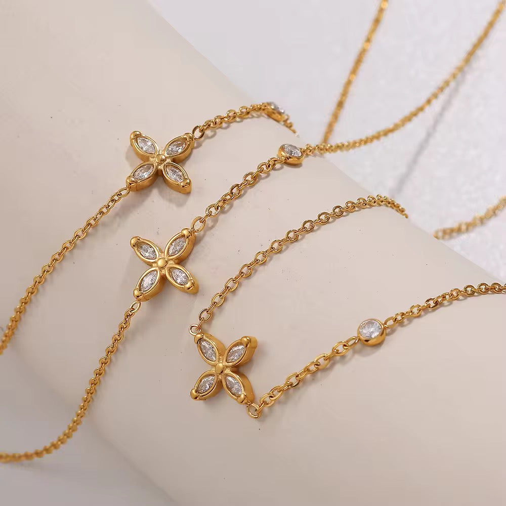 Clover Glow Chain