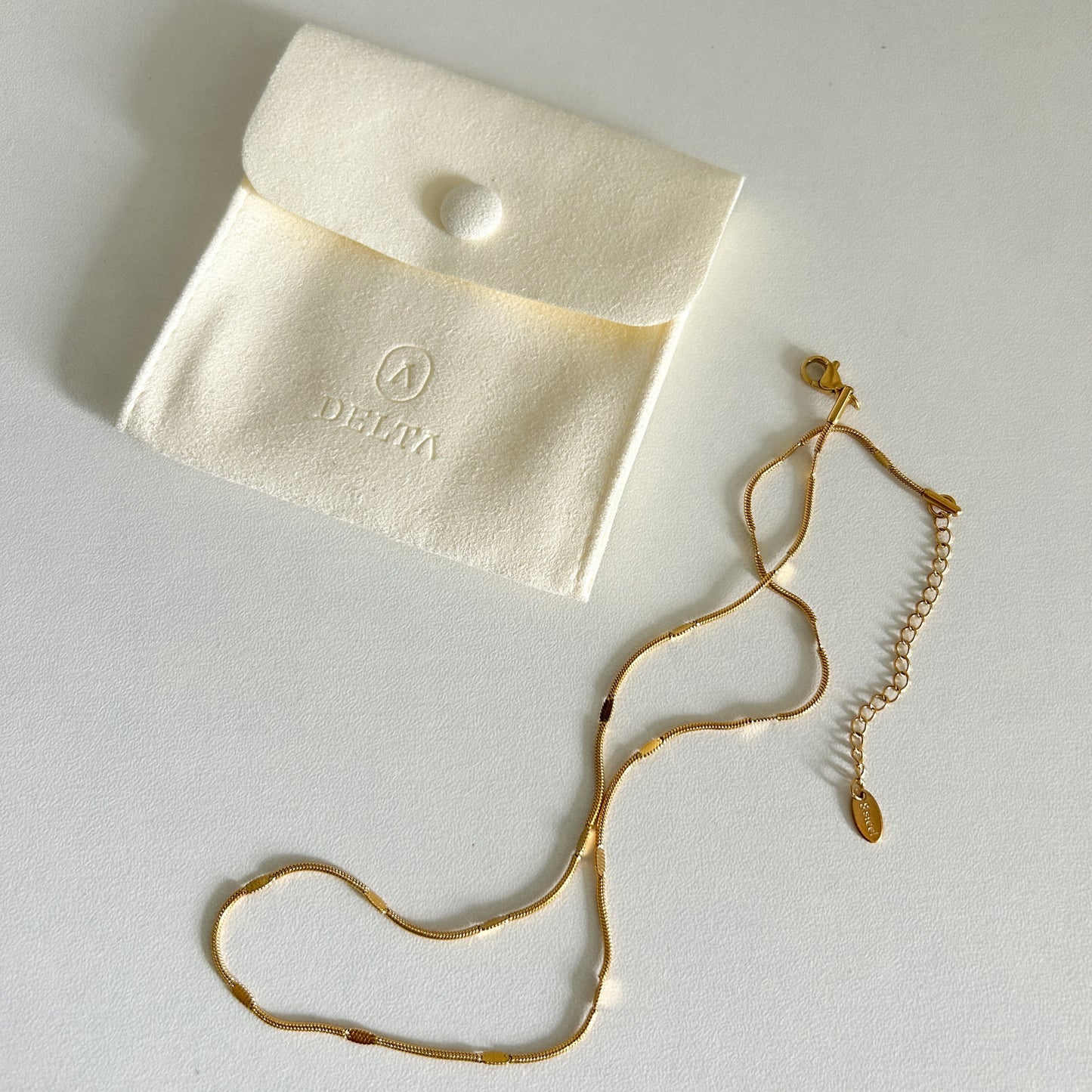 Glow Chain