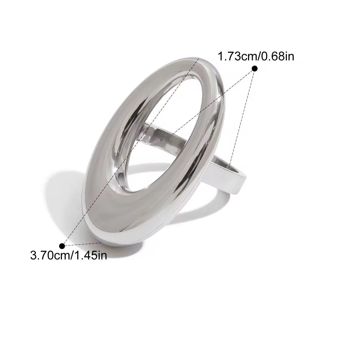 Bold Hollow Ring-Size 7