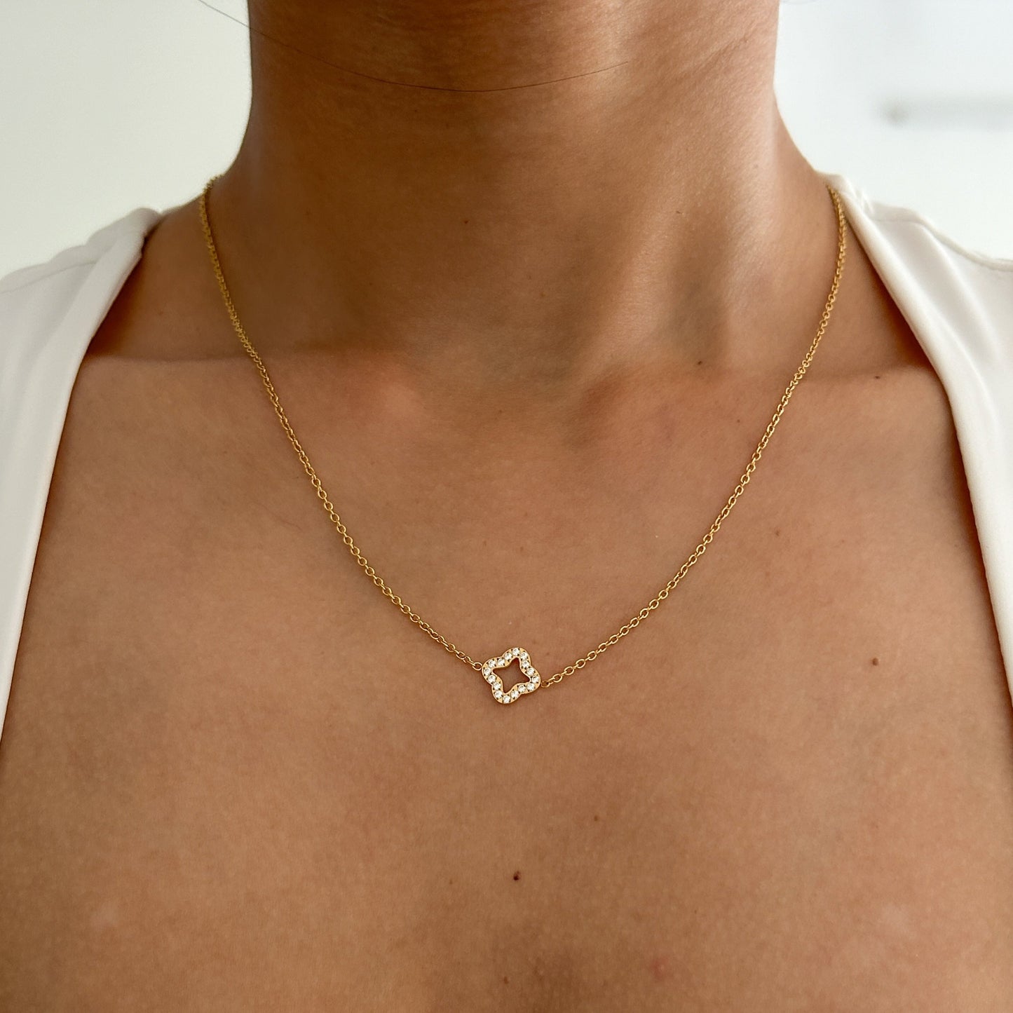 Zircon Clover Chain