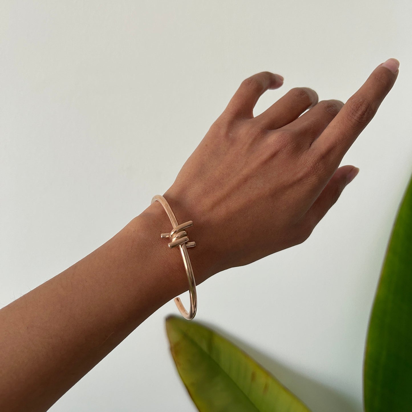 Rose Gold Knot Bangle