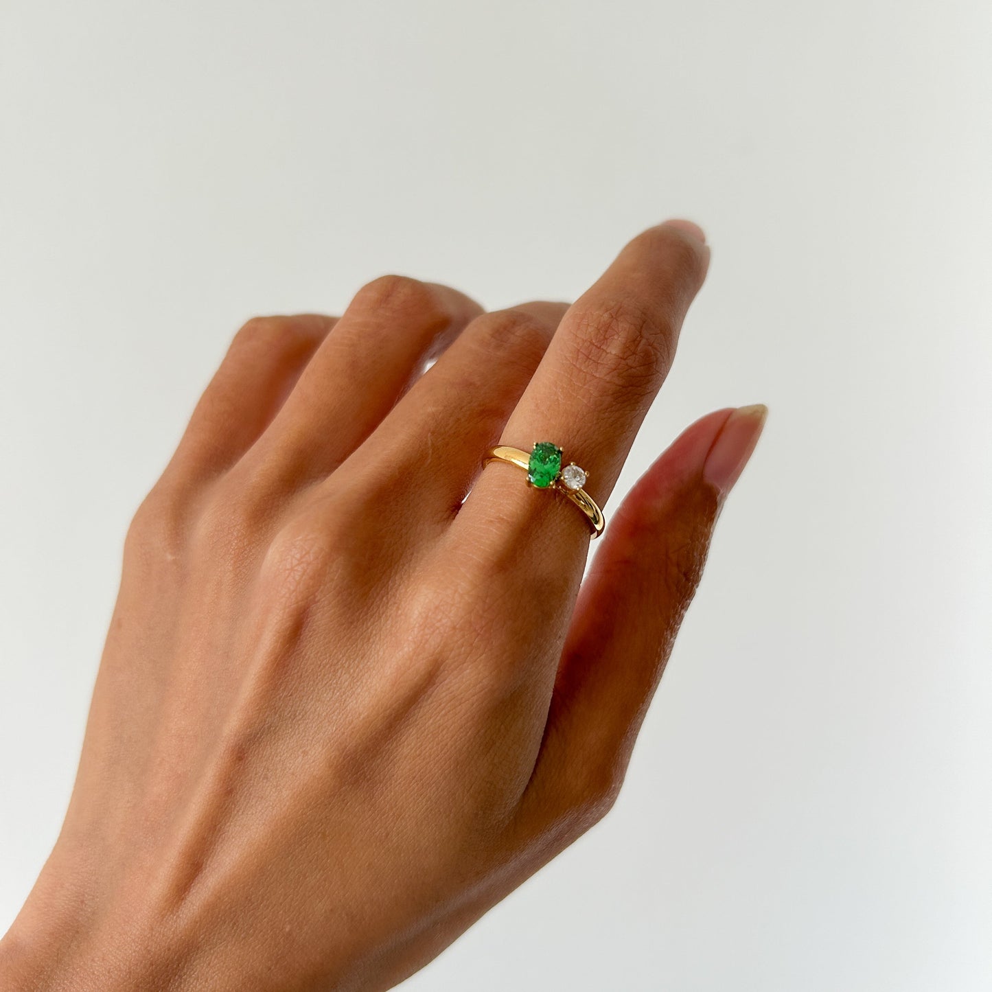 Emerald Glow Ring