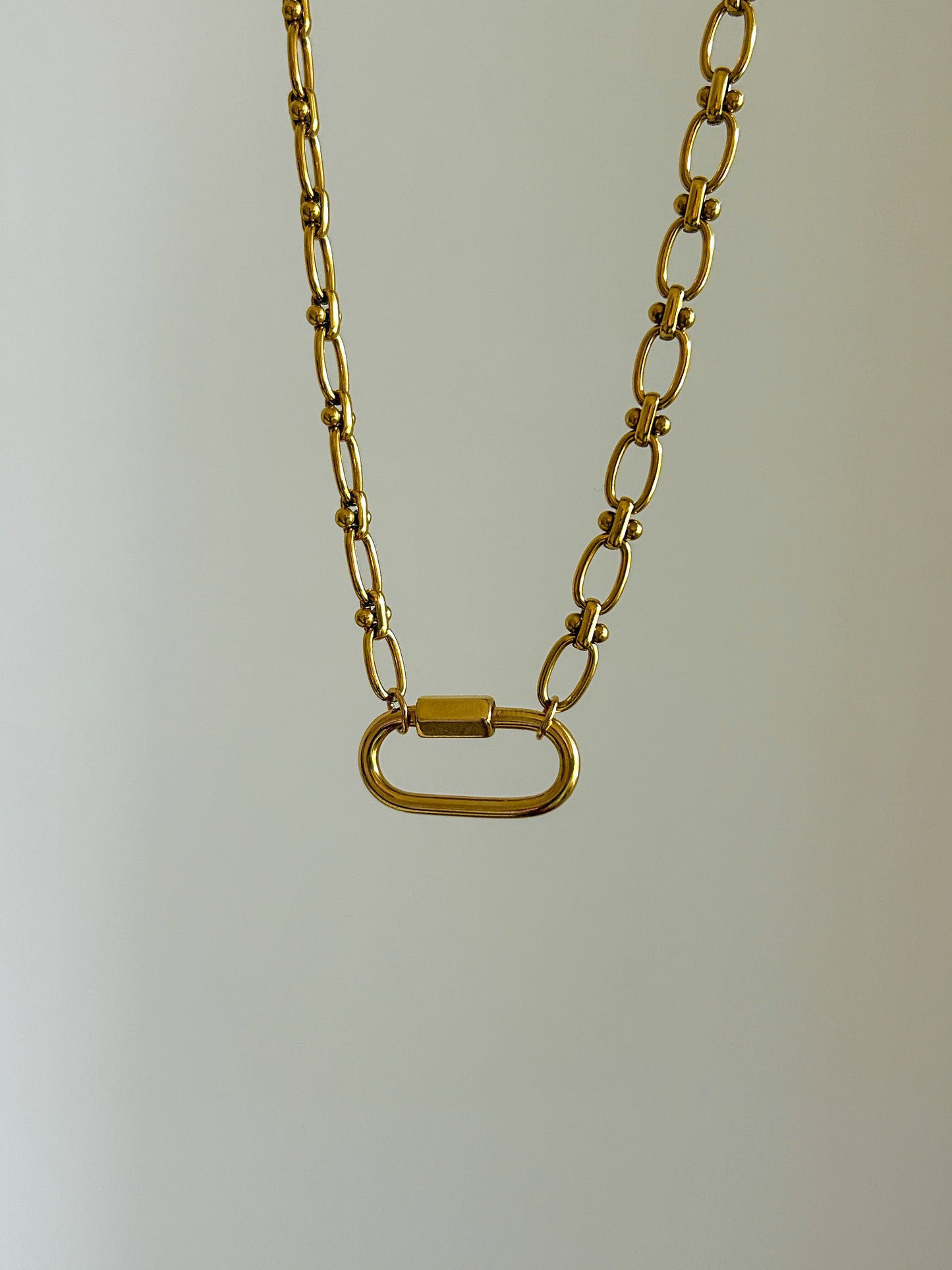 Chubby Carabiner Loop Necklace