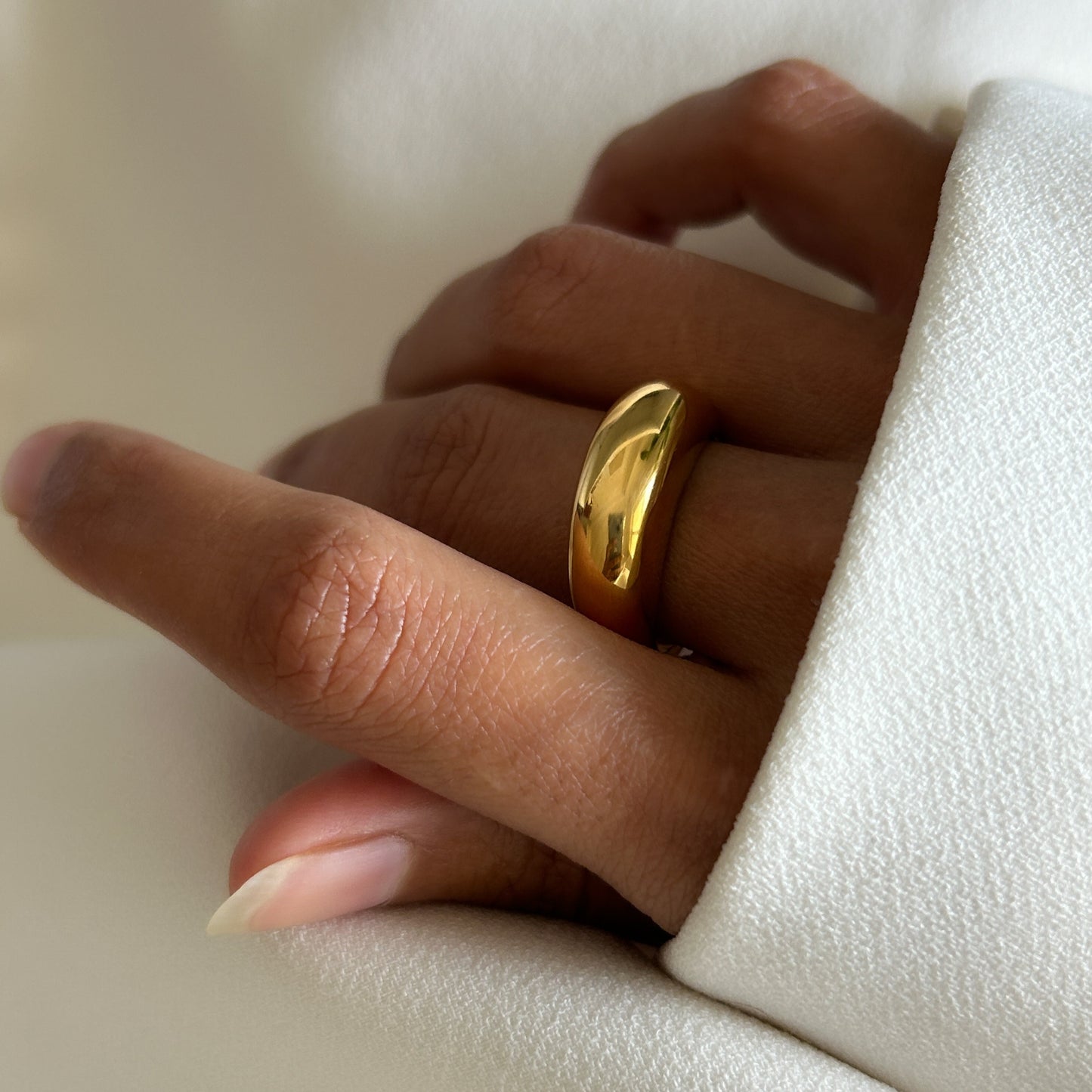 Selene Ring