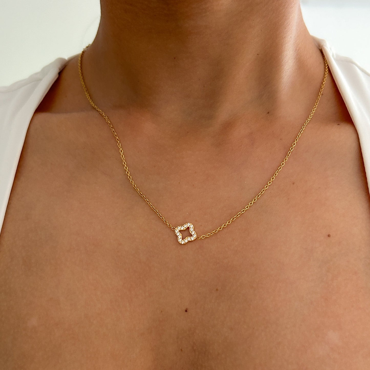 Zircon Clover Chain