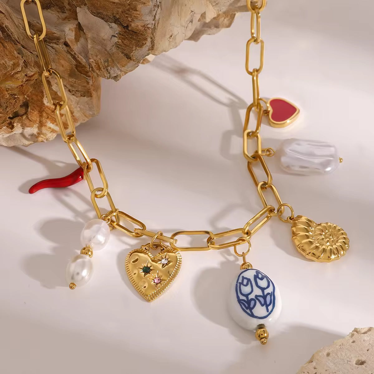 It Girl Charm Necklace