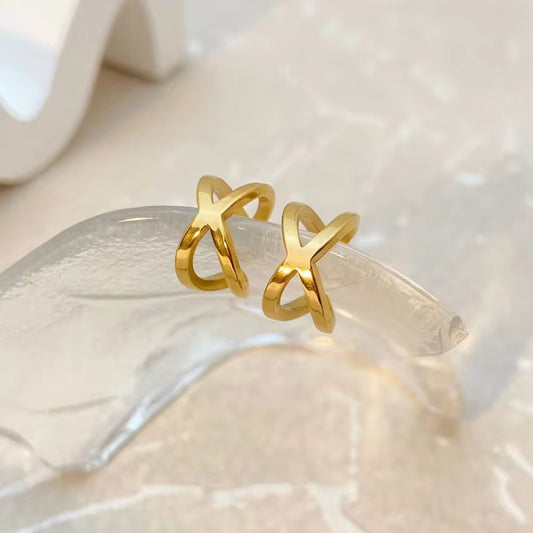 Criss Cross Earcuff