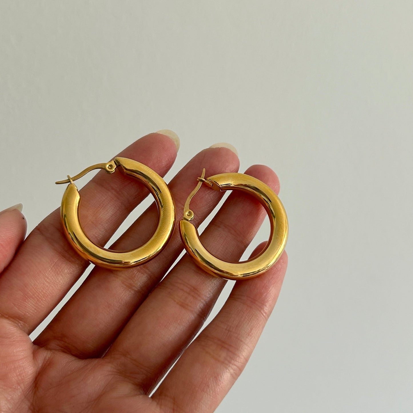 Classic Hoops