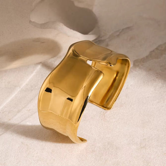 Abyss Cuff