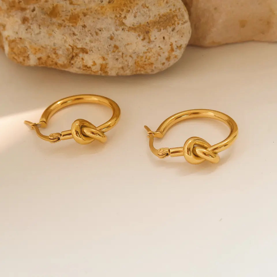 Knot Hoops