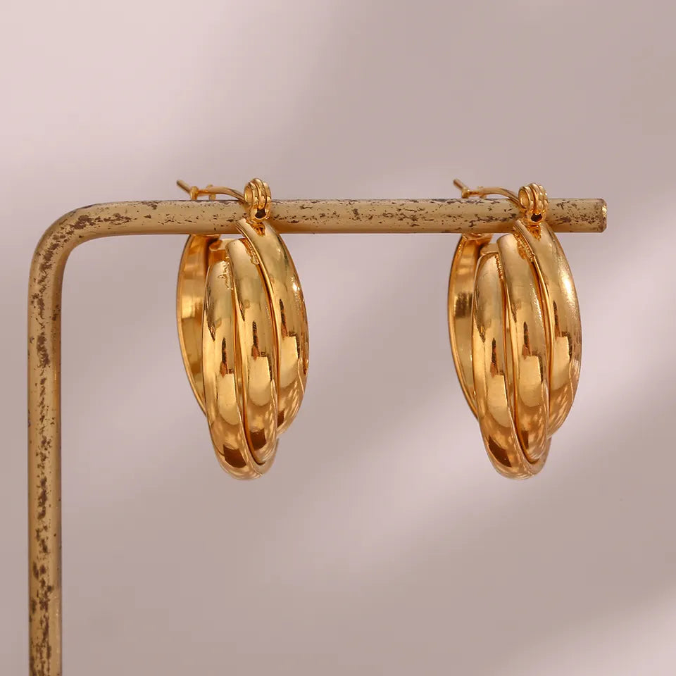 Tres Hoops