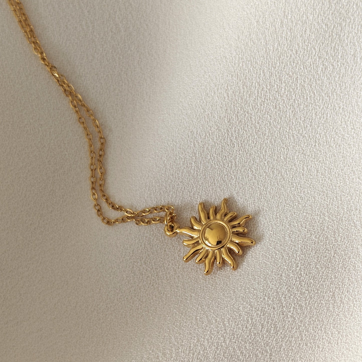 Sunrays Chain