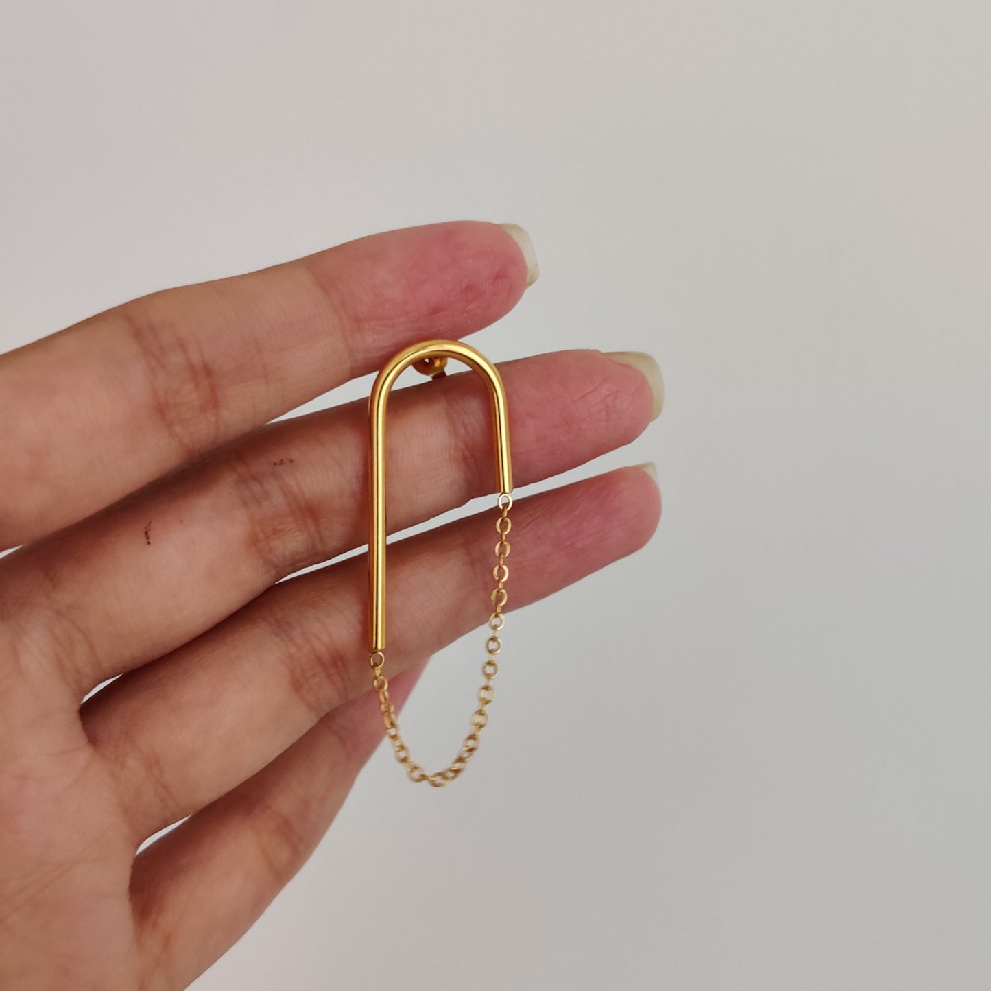 U Chain Earrings