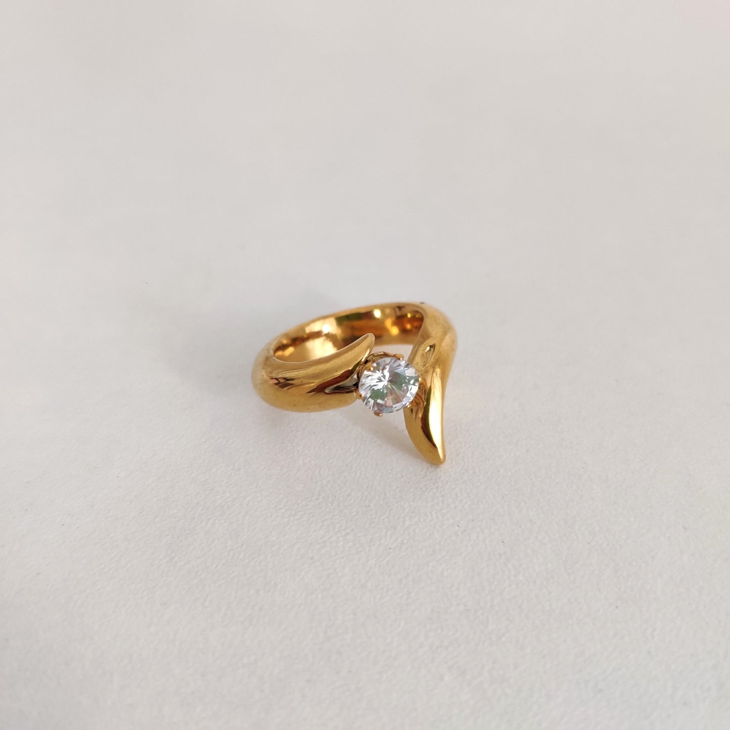 Swan Ring