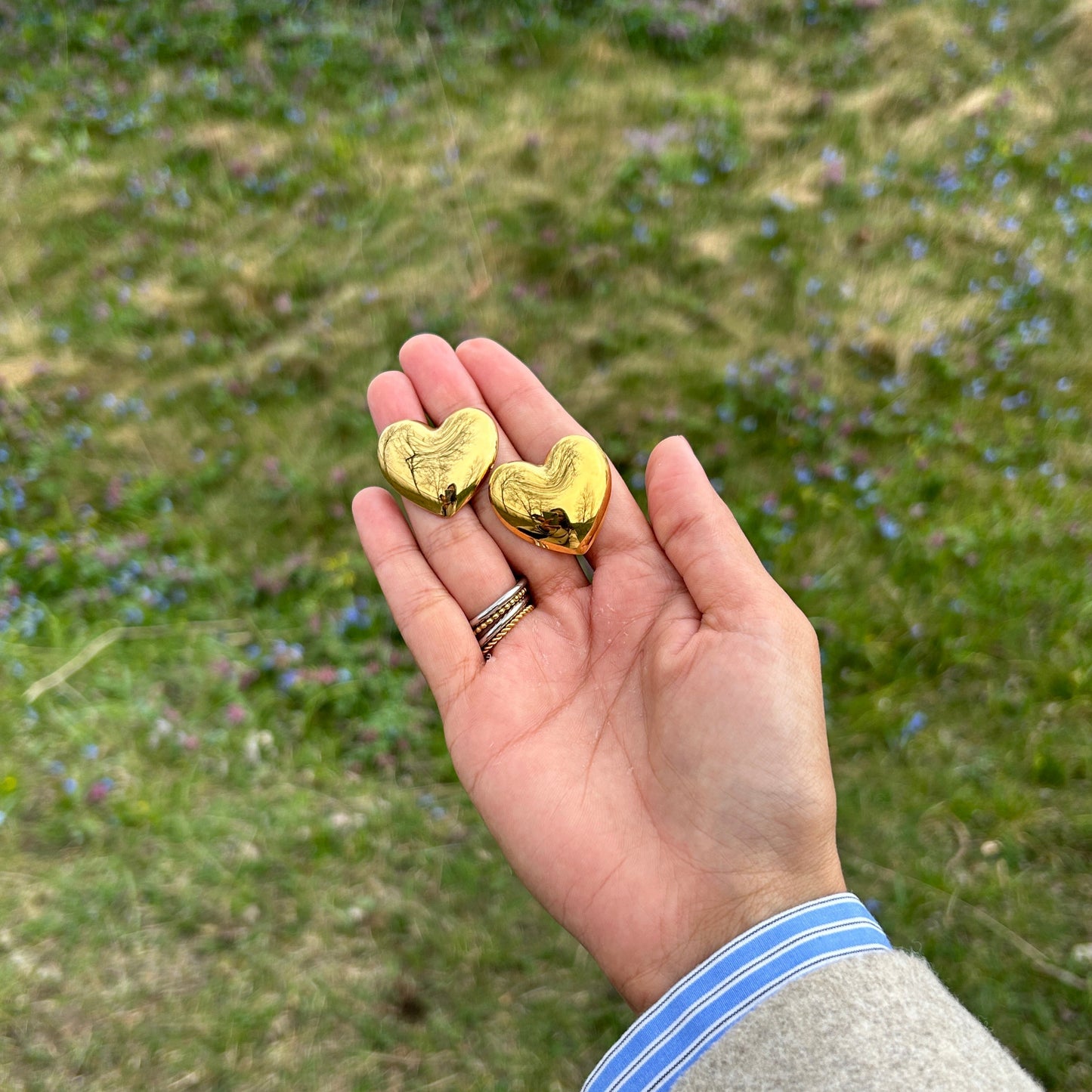 Mega Heart Studs