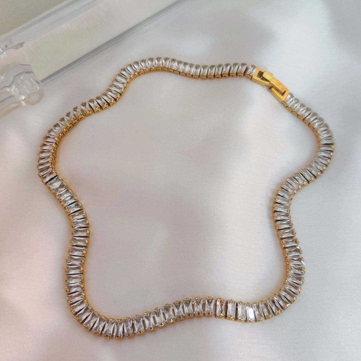 Luna Necklace