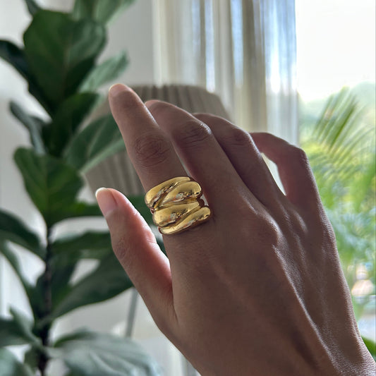 Overlap Chunky Ring