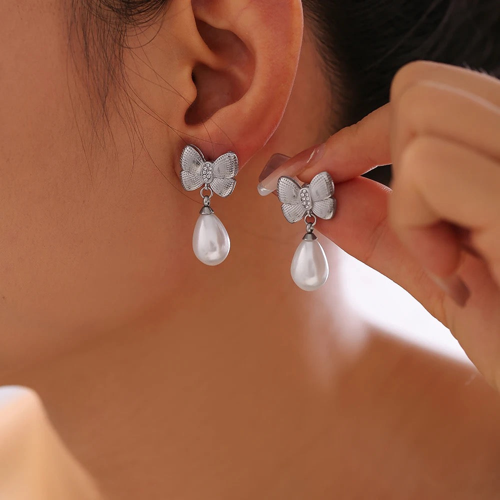 Butterfly Pearl Earring