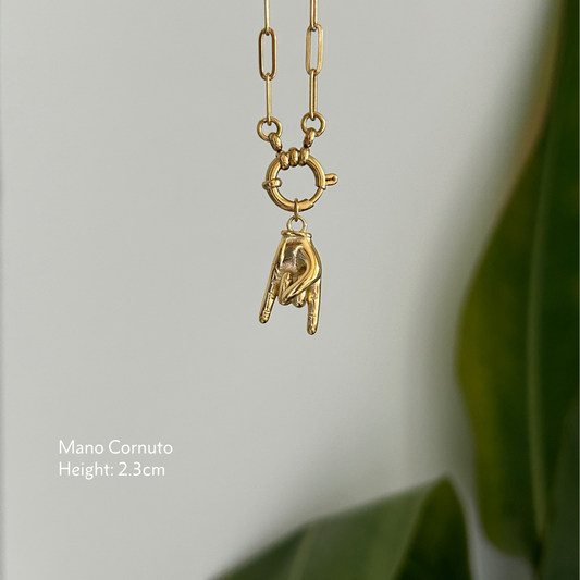 Mano Cornuto Charm