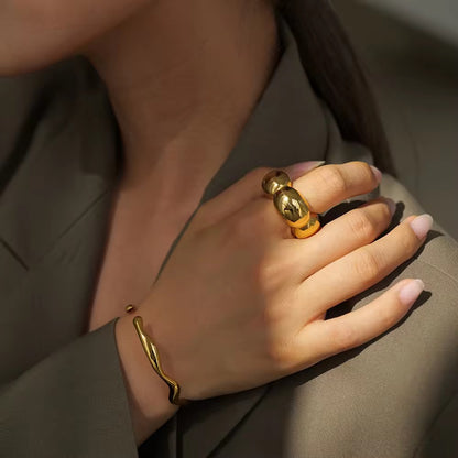 Hollow Flower Ring