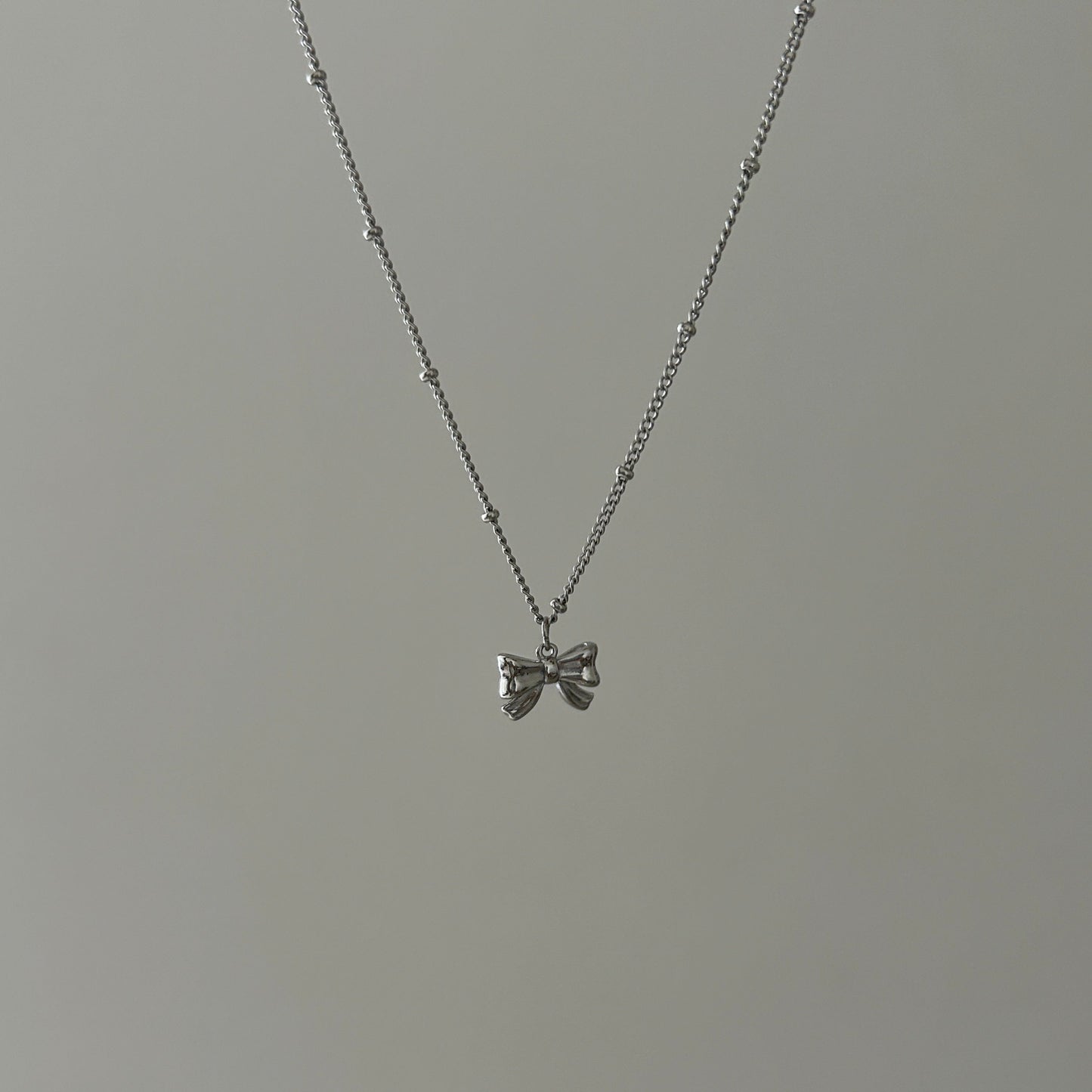 Silver Bow Chain