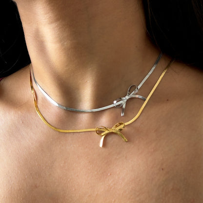 Sleek Bow Choker