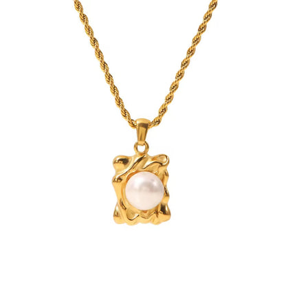 Rectangle Pearl Necklace