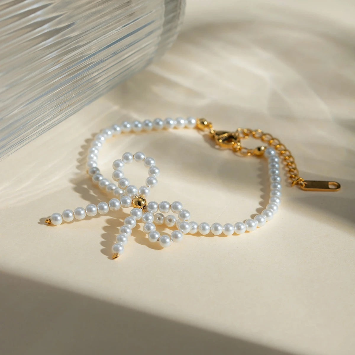 Pearl Bow Bracelet