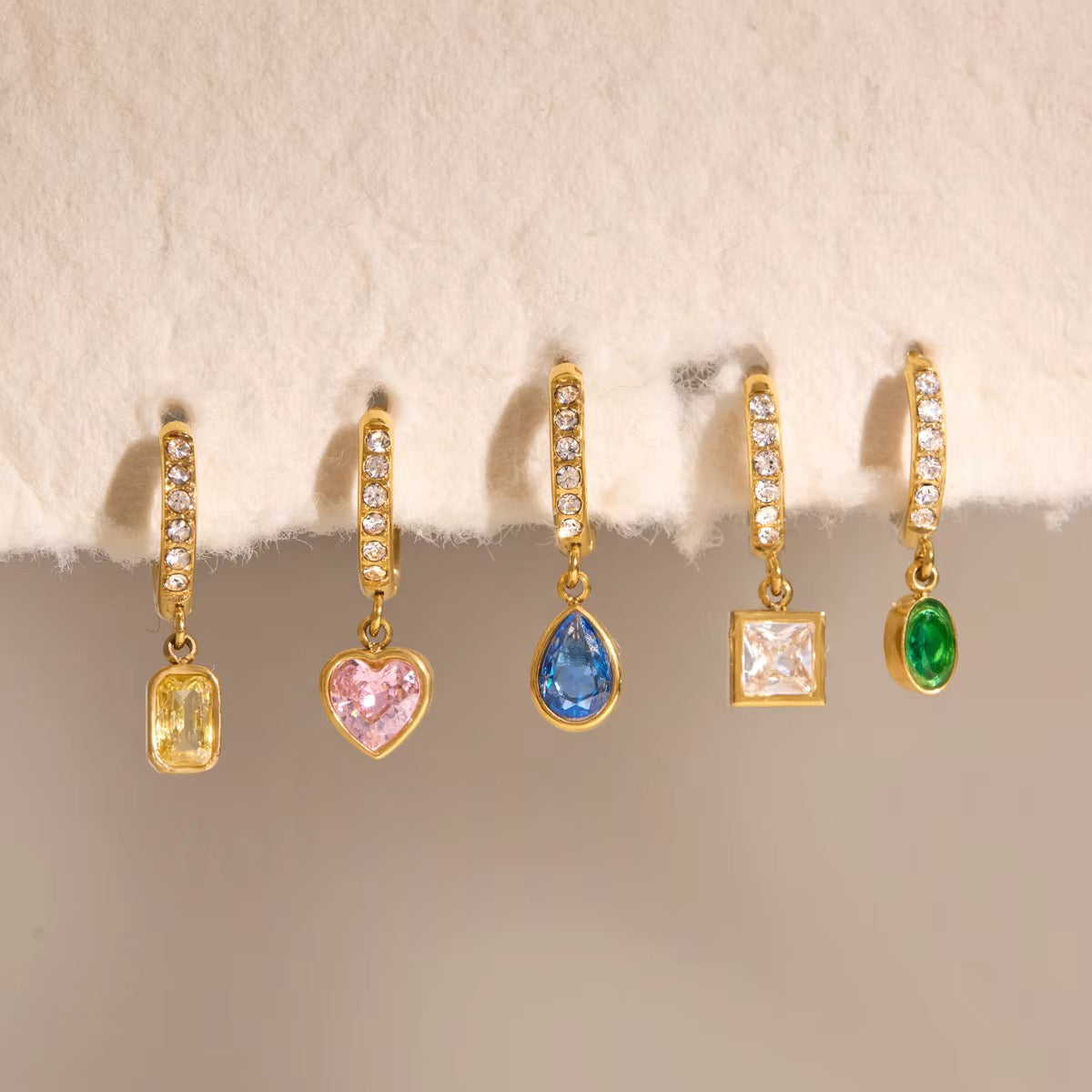 Colour Stone Huggies