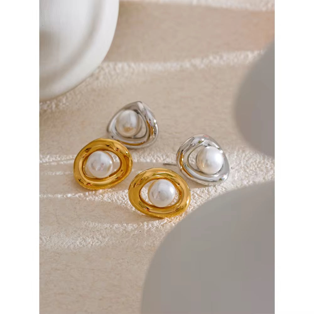 Halo Pearl Studs