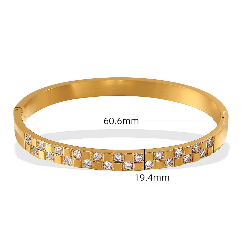 Lumos Bangle