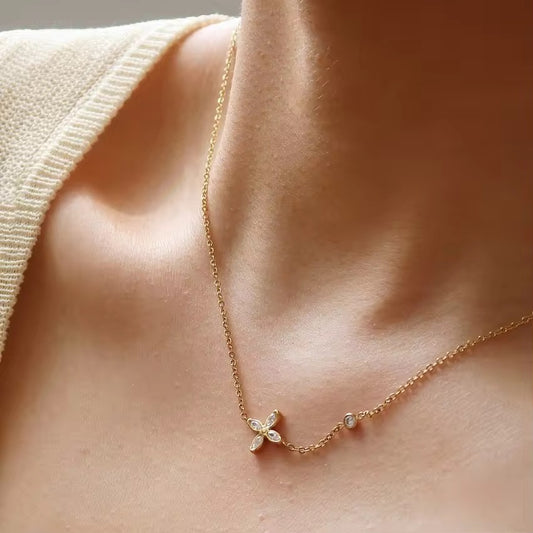 Clover Glow Chain