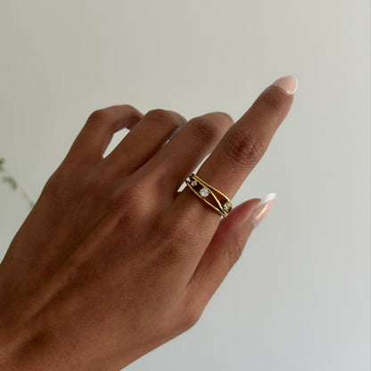 Minima Ring