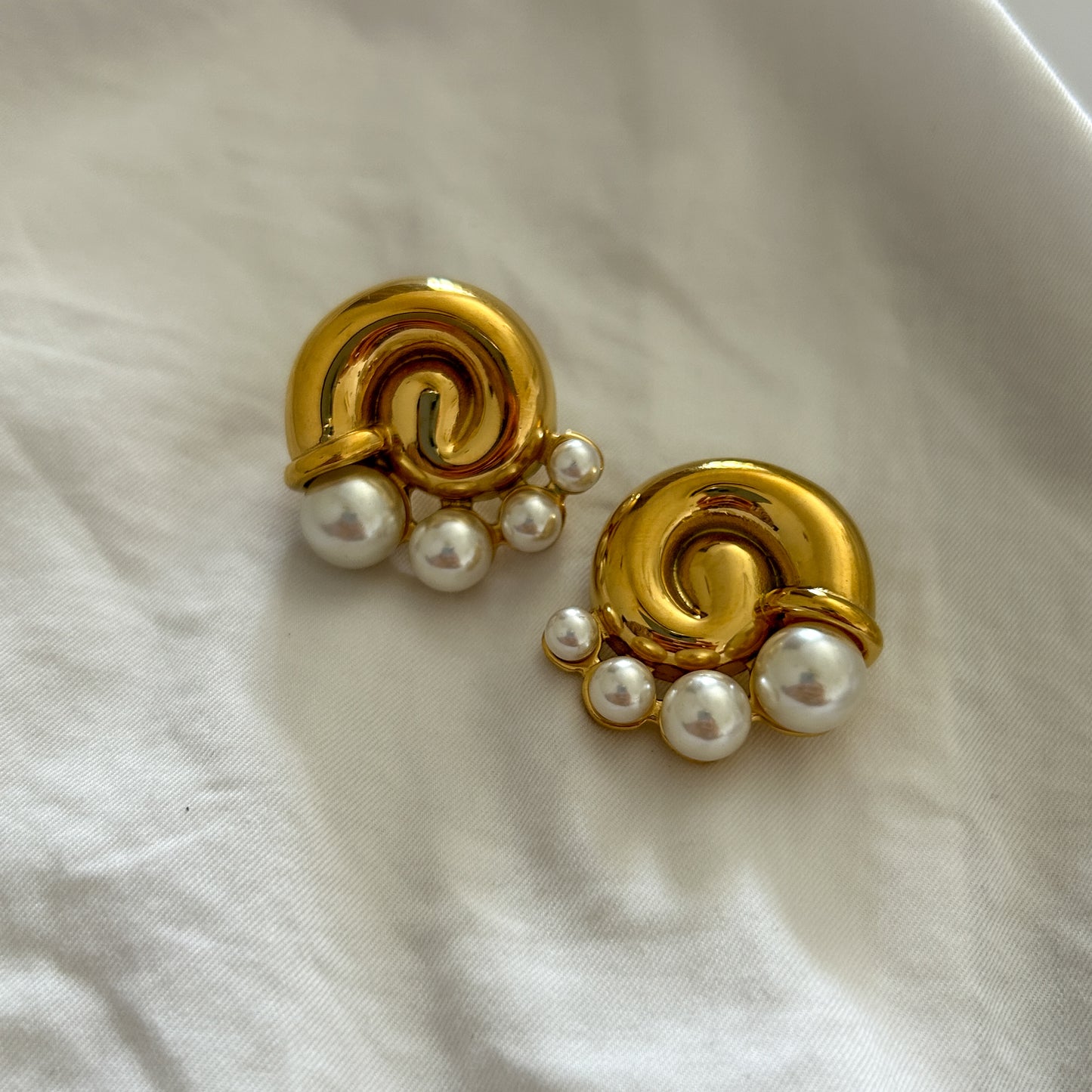 Spiral Pearl Earrings