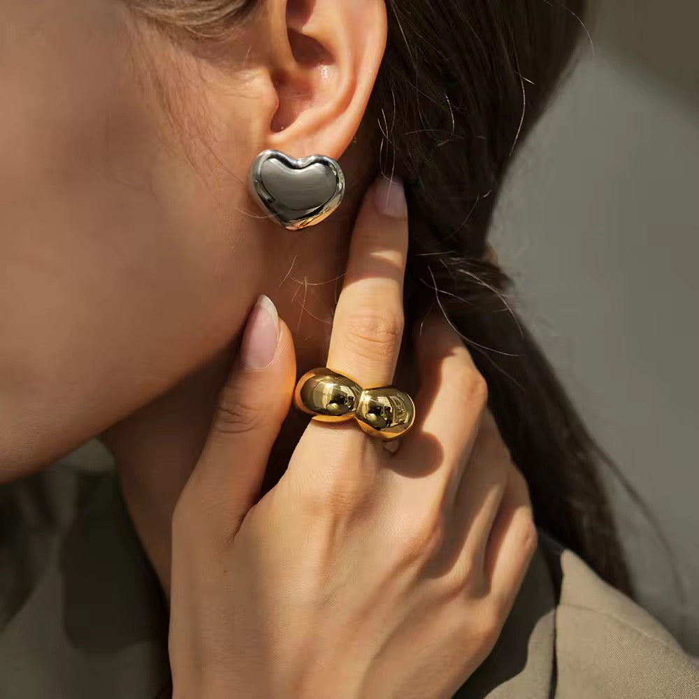 Hollow Flower Ring