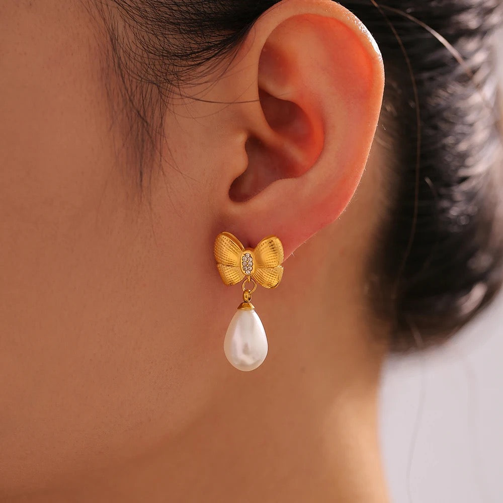 Butterfly Pearl Earring