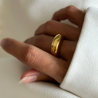 Selene Ring