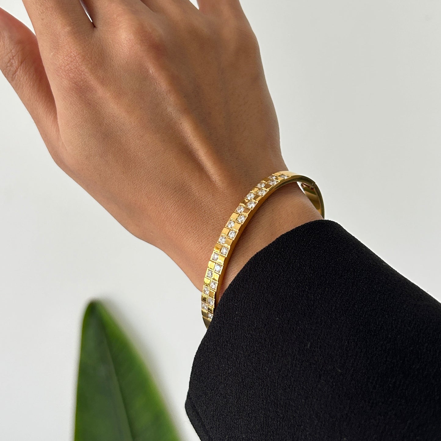 Lumos Bangle