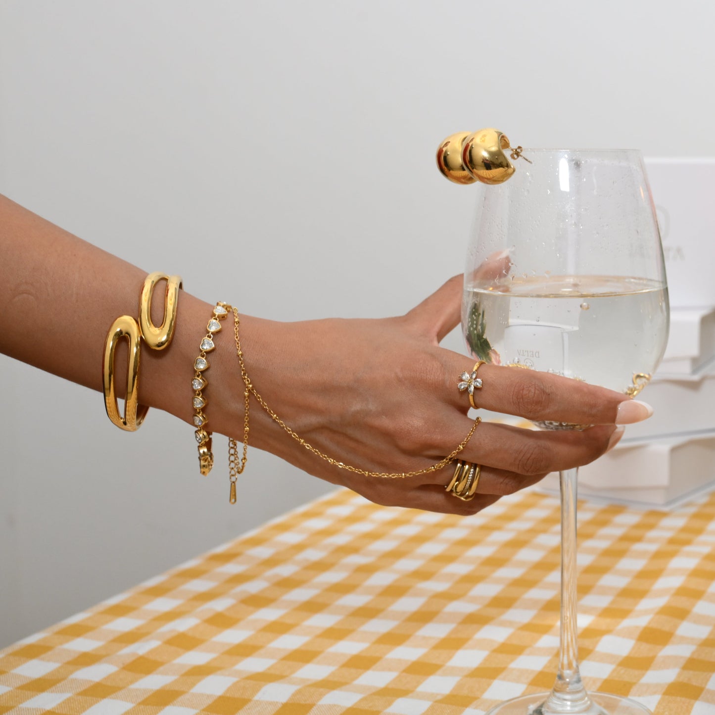 Ora Bangle