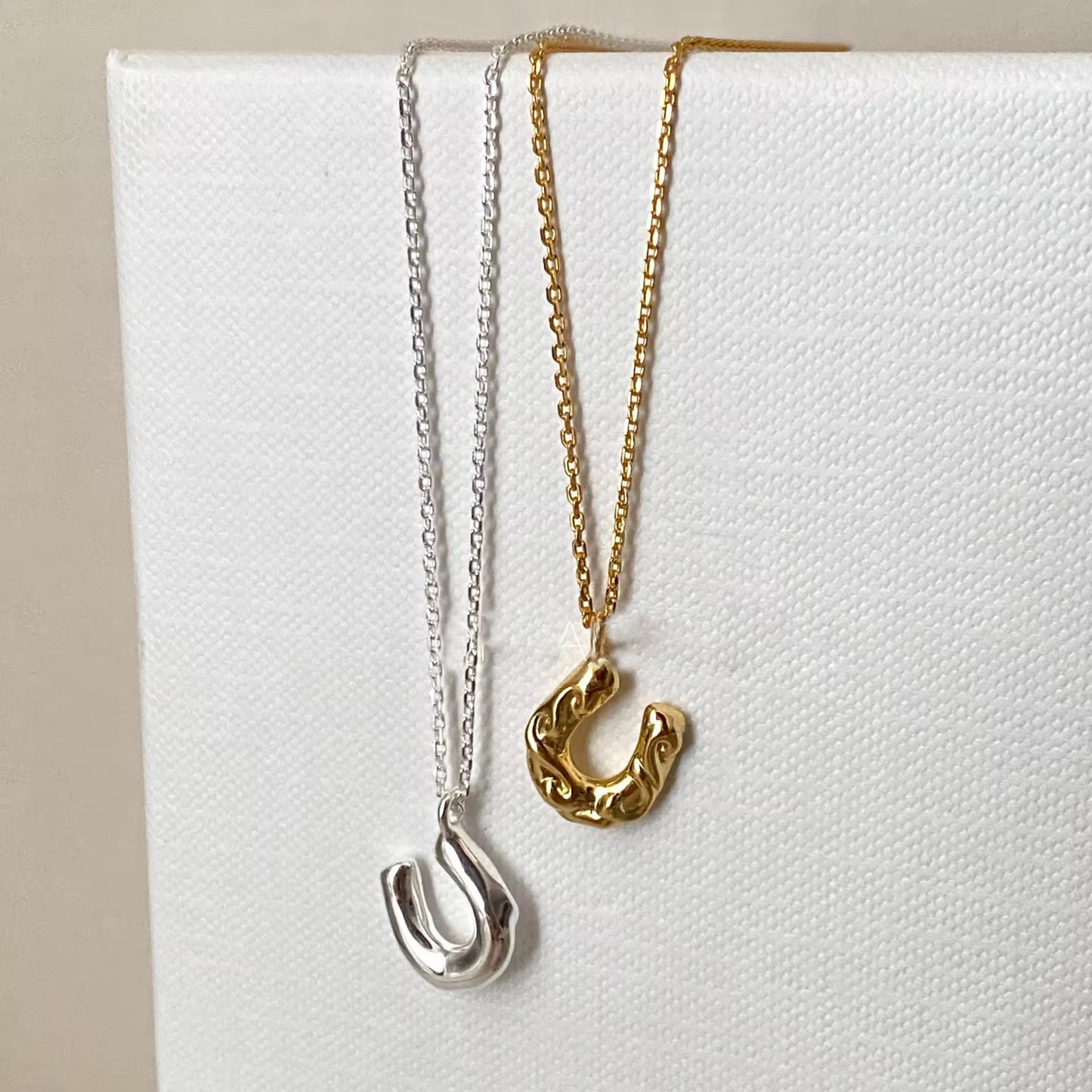 Horseshoe Lucky Chain