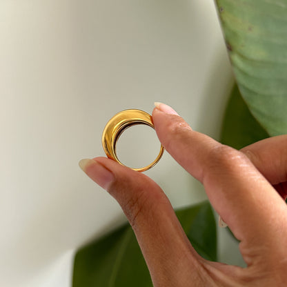 Selene Ring
