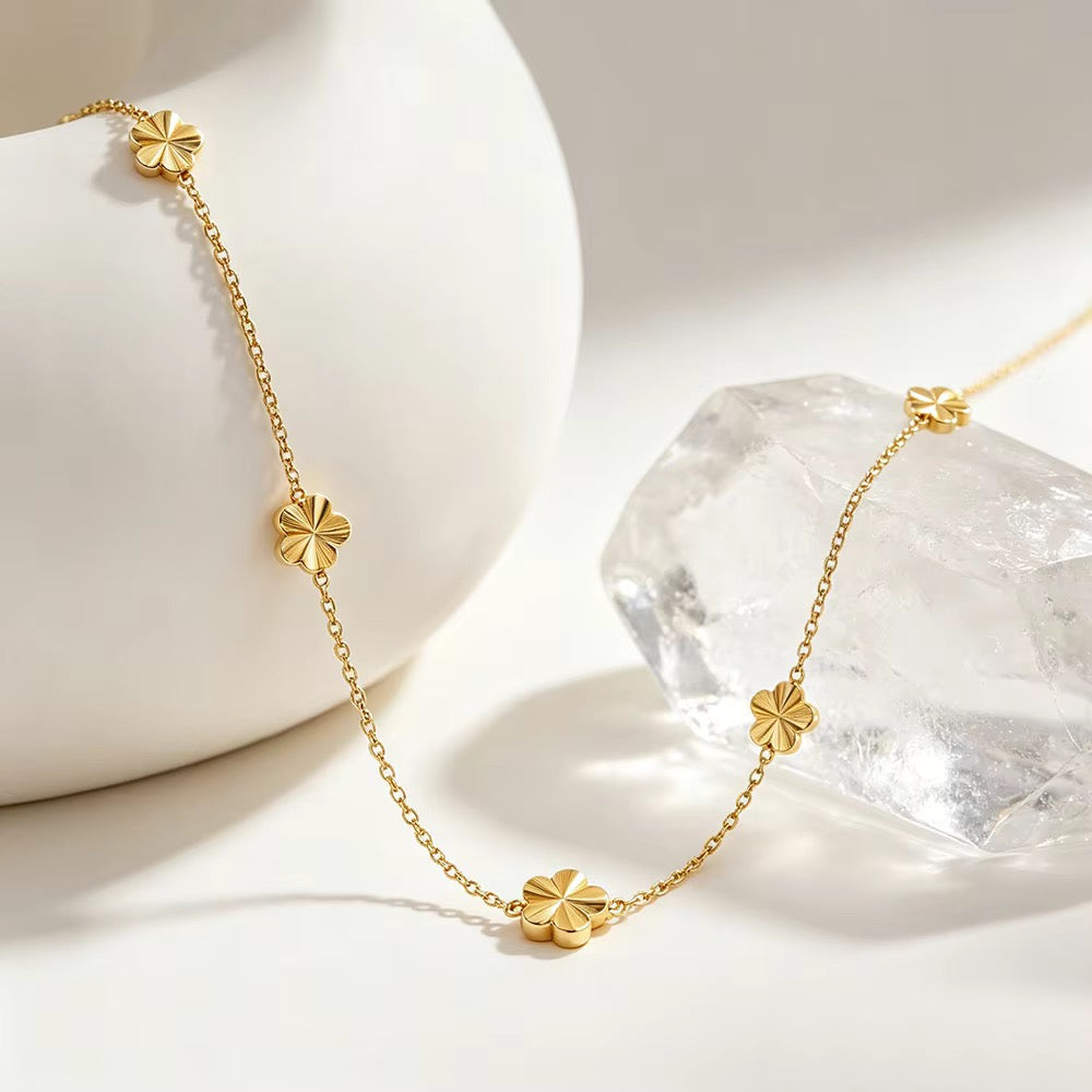 Sol Necklace