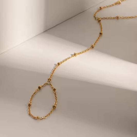 Minimal Gold Handchain