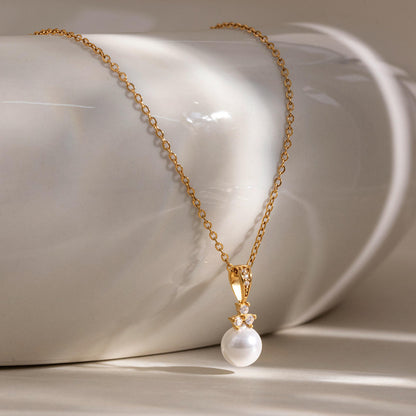 Pearl Bloom Necklace
