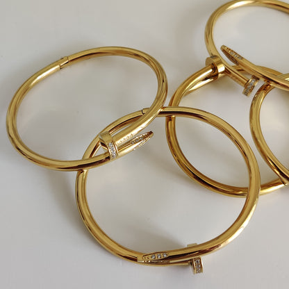 Nail Bangle