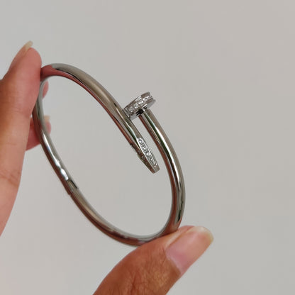 Nail Bangle