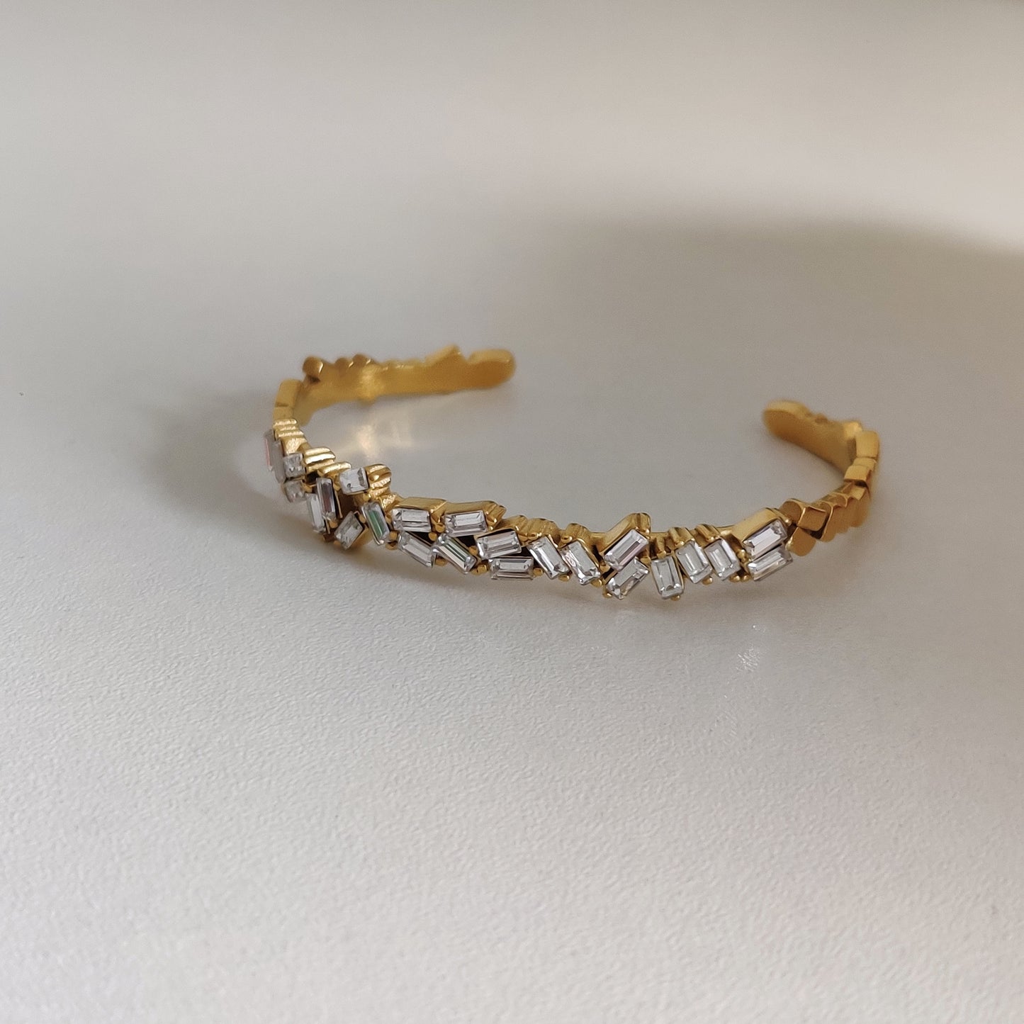 Zirconia Glam Gold Cuff